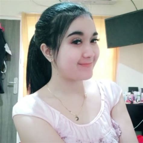 bocil live colmek|Bokep Indo ABG Colmek Muncrat Bling2 Live 